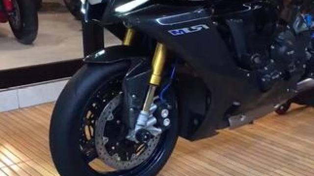 “罚你1年后骑雅马哈认罚扣66！”#机车 #雅马哈r1