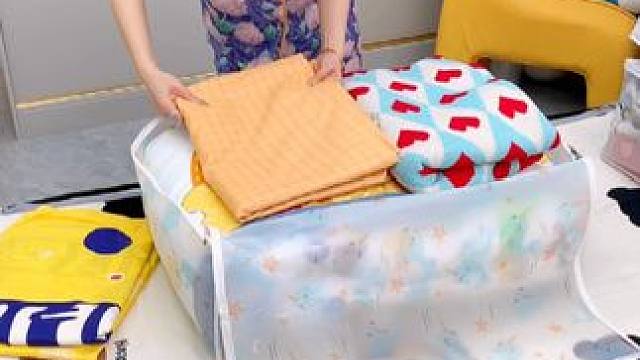 换季了，家里的厚被子厚衣服都要收起来了，这个收纳袋防潮防尘节省空间，真的太好用了#被子收纳袋 #收纳