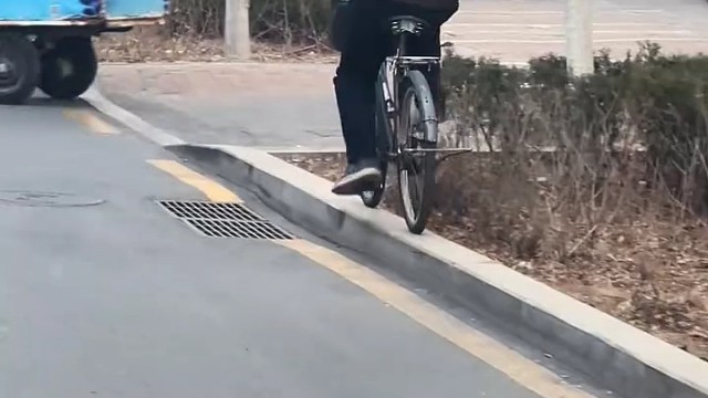 这才叫直线行驶