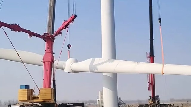 一圈6度电，一度5毛钱，一分转4圈，一天就是17280元，事实证明钱是大风刮来的
​