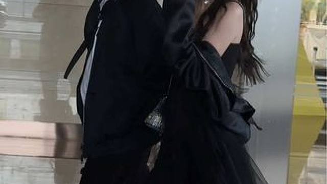 什么是气场？就是你站在你的男人身边，让他有资产翻倍的感觉，而不是破产的感觉！#早春穿搭 #拽姐穿搭 