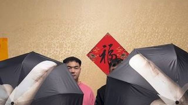 怎么我成局外人了