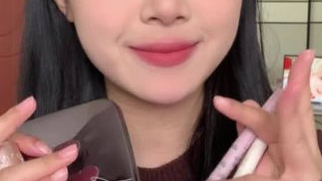 总结了近期性价比高又好用的几个小彩妆，大家放心观看！#好物安利 #学生党平价彩妆推荐 #压箱底的美妆