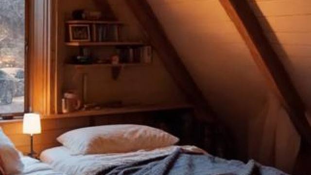 如果你在旅途中遇到暴风雪，请住在这家温暖的小旅店里吧 #白噪音 #助眠声音 #助眠视频