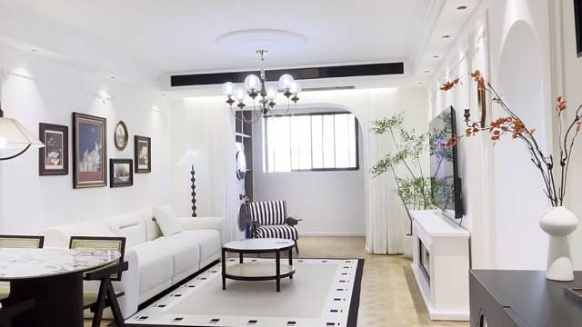 香溢花城 三房两卫 法式风格 等待有缘人