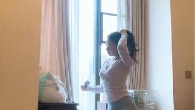 #宅家的日子 #瑜伽 #武汉大雪#蒲公英的约定 #路小雨