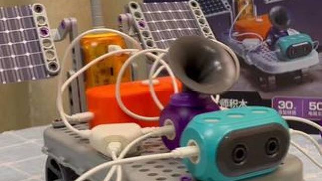 家里有男孩的，这套电路大师积木玩具他一定会特别喜欢。#益智玩具 #电路积木