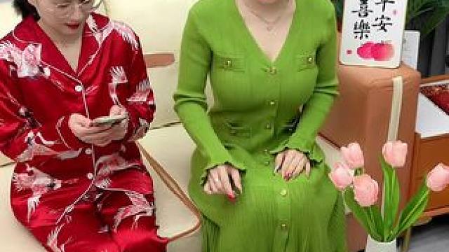 #蕾丝打底衫 #内搭外穿都好看#谁穿谁好看