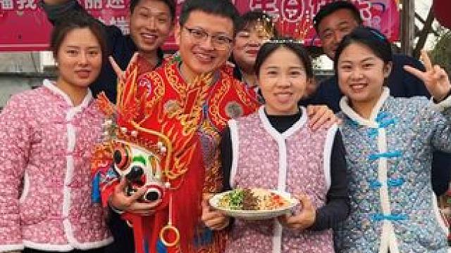 只要思想不滑坡，办法总比困难多 #搞笑 #人生短短几个秋 #川哥川嫂