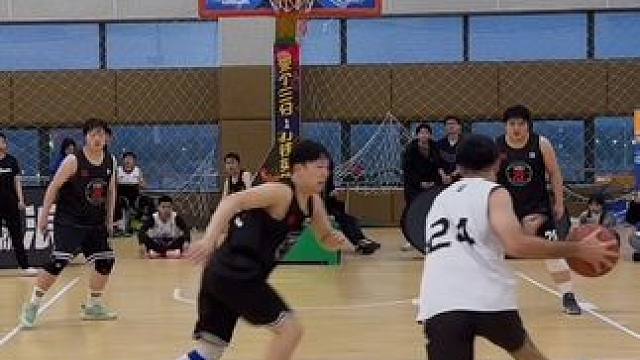 你防守很好，但我更浪，坐好别动#Wilson威尔胜篮球 #拿球就浪 #出球致胜 #胜球在握