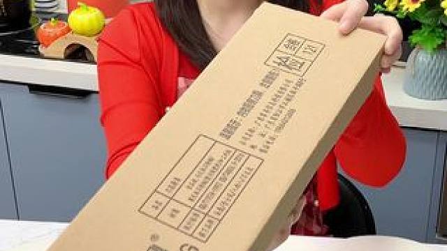 #菜刀  #手工锻打菜刀  #斩切两用刀  #家用厨房菜刀  #超便宜超划算