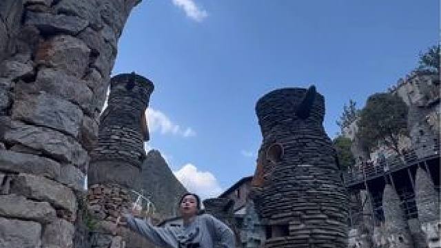 虽迟但到 EASY✌️
#放飞自我系列 #蓝天白云如期而至 #kpop #Easy #旅行