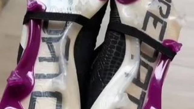 #唯有足球不可辜负 #dou来足球季 #足球鞋 #好鞋推荐 #足球