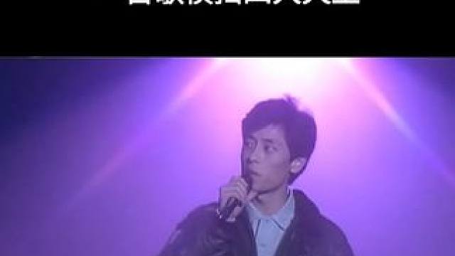 #封锁我一生 #一人一首成名曲 #音乐分享 #王杰 自从出道，王杰的事业一帆风顺，但是感情路却是诸多