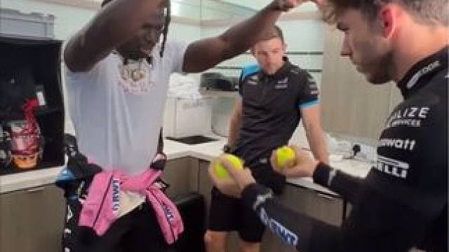 F1车手的反应力简直是稳准狠#f1 #方程式赛车 #nfl #反应力 #反应力挑战