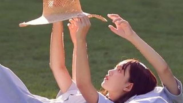 蝉鸣午后  盛夏光年#氛围感 #拍出电影感 #闺蜜