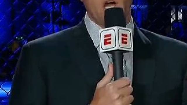 塞韦里诺因咬人而被开除，利马因被咬而拿花红奖金。#UFC