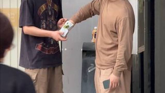 不要再吃槟榔了！试试潮汕的甘草橄榄，个头饱满，清清甜甜，吃完还有淡淡回甘#橄榄#甘草橄榄#零食推荐