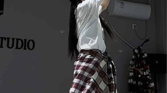 今天去了一个岛叫 不爱我拉岛 #浅跳一下 #翻跳 #jho编舞 #thunderous