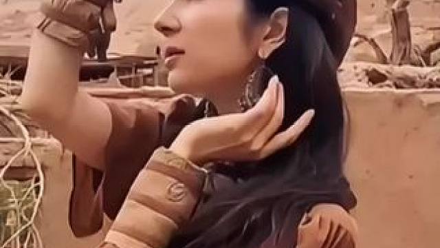 一首《我的楼兰》唱出了多少人多沙漠的幻想#云朵 #我的楼兰 #番茄畅听