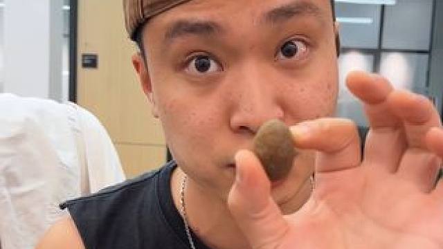 这可不是槟榔，这是个头饱满，清甜爽脆的甘草橄榄，吃完还会有淡淡回甘#甘草橄榄#橄榄#零食推荐