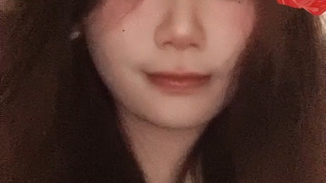 我可以买一束花，一路自问自答。