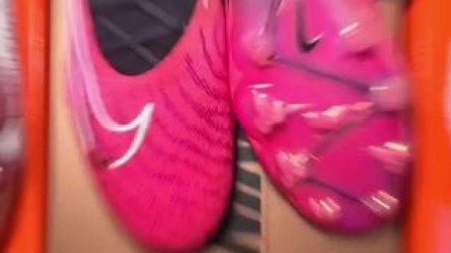 #唯有足球不可辜负 #dou来足球季 #足球鞋 #足球 #好鞋推荐 保持热爱