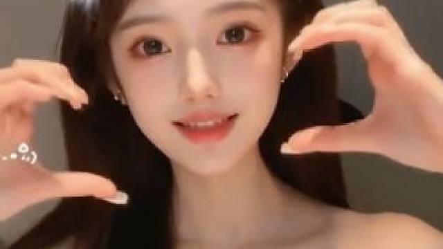 如果真诚和可爱死是必杀技，我选可爱#你的甜心啊 #你的小甜甜 #你看镜头的那瞬间有点甜 #甜系女孩已