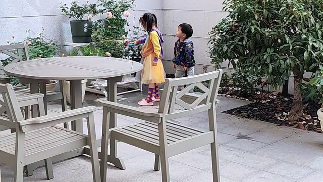 意不意外，开不开心……