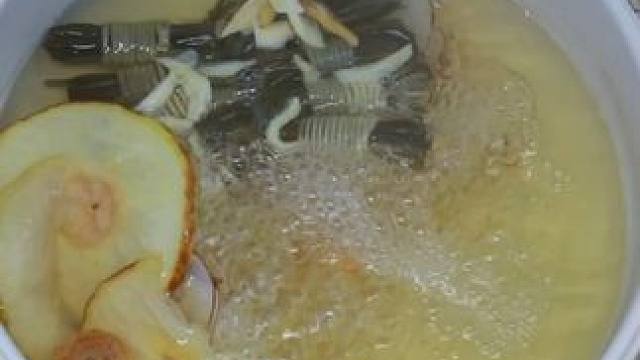 #孩子 零食不离手，爱吃煎炸，内熱燥大，目垂觉翻来翻去踢被子，小嗅哄哄，皮气还大！爸爸妈妈们可以多安