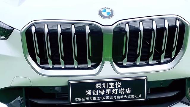 宝马安装防拆抗屏蔽GPS定位防盗系统，开启屏蔽器自动锁车，换卡、抠卡、干扰锁车报警到手机。嵌入超小抗