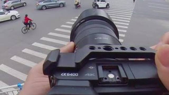 街拍时，应该都遇到过这样的问题吧？#摩托车 #机车 #机车摄影 #新乡街车街拍#启封油门拧起来