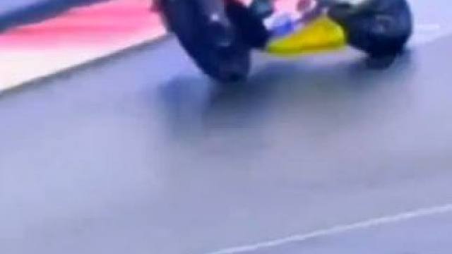 #摩托车比赛 #滑胎过弯 #大神控车 #封闭场地请勿模仿 #motogp