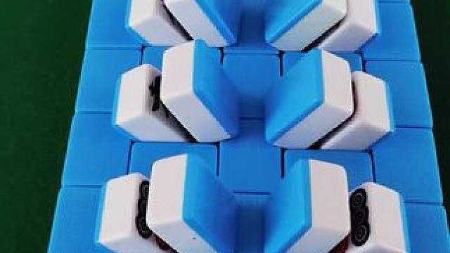 快乐是什么？期待你的神评！#红中血流 #纯正家乡麻将 #JJ麻将小游戏