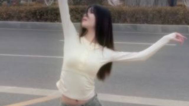 春天啊暖阳啊快些来吧#古典舞 #春天