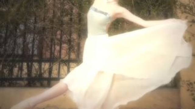 你就是朝阳，我就是彩虹，你会看见我的美丽，我会沐浴你的阳光#古典舞 #私奔 #我的二十六岁女房客