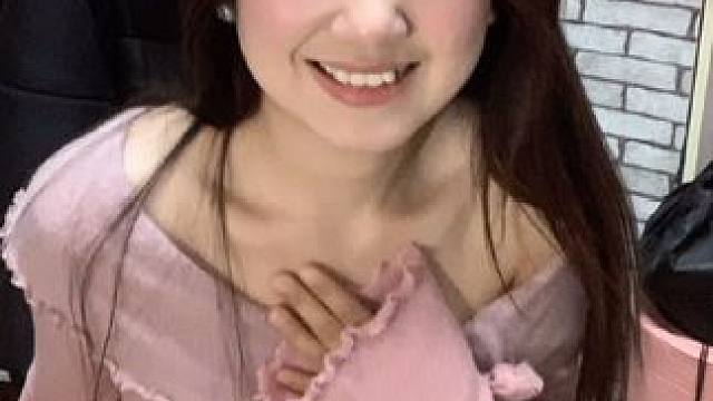 #女大学生 #突然出现 #春日穿搭挑战 #今天这样穿 #爱笑女孩