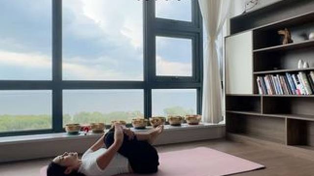 女性睡前滋养瑜伽，休心安神，减压助眠…#瑜伽 #睡前瑜伽 #调理气血的瑜伽