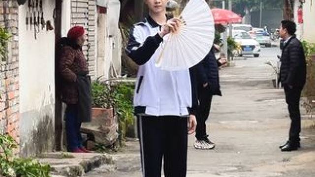 我只求与你共华发 #男高 #国风 #古典舞 #户外舞蹈 #入画江南