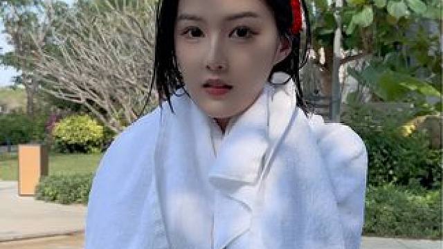 #大长腿 #车模美女 #游泳正常穿搭无不良引导 #路人视角 #完美身材 @程儿 @程儿今天开播了吗