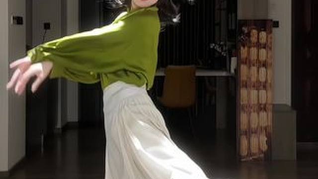 #和春天跳一支舞“万物生长 奔我而来～”#国风 #春天 #甜妹