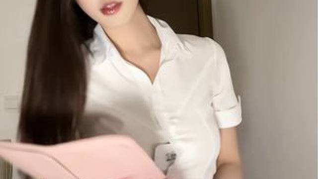 今日人设：笨蛋苏秘