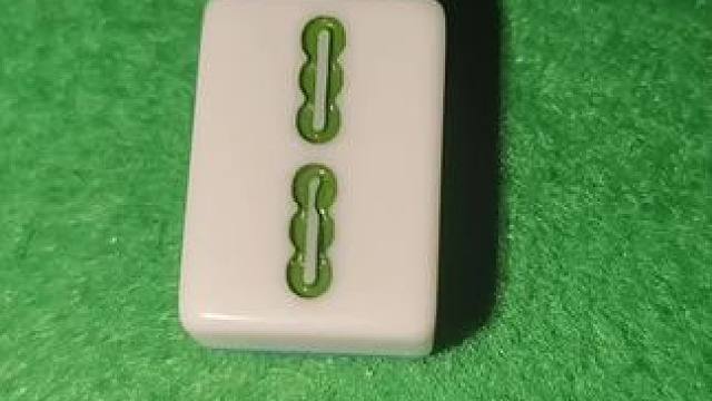 #红中血流 #纯正家乡麻将 #JJ麻将小游戏 带你了解麻将叫法知识，最后一张你肯定叫不上来？#炸胡