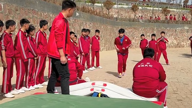 师生们太可爱了[赞]