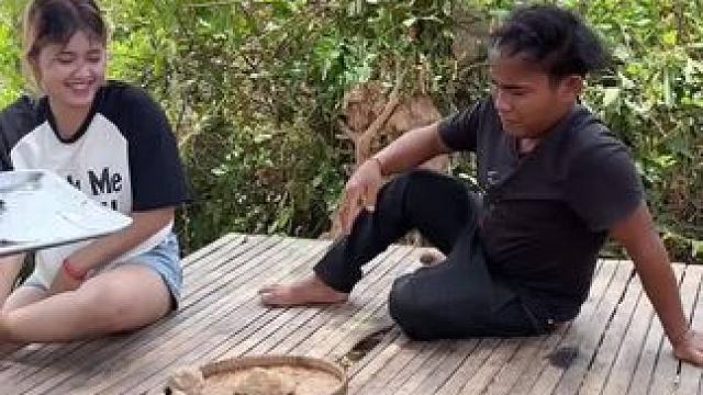 矮子他们又来了哈哈哈#乡村味道 #农村生活 #东南亚八面佛 #原始美味 #乡村美食