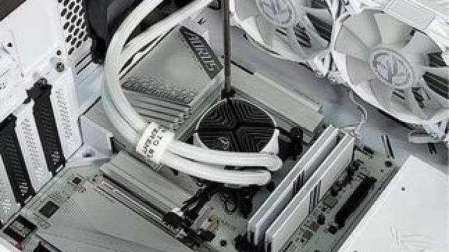 这台神仙搭配方式ROG太阳神搭aorus你是否喜欢？#组装电脑 #装机 #diy电脑