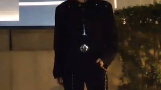 我在楼下#光与夜之恋 #萧逸 #tox #氛围感 #翻跳