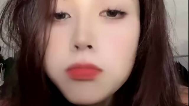 明明染的是红色