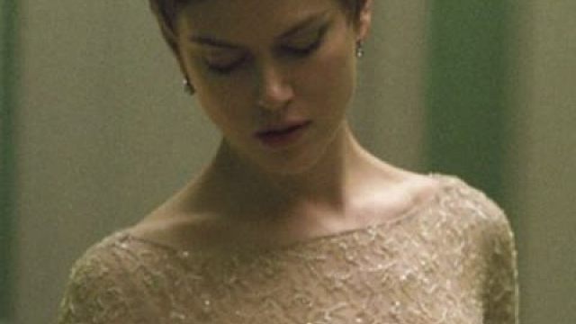 你相信投胎转世吗？男人转世只为再见妻子一面 #美剧  #电影解说  #爱情片