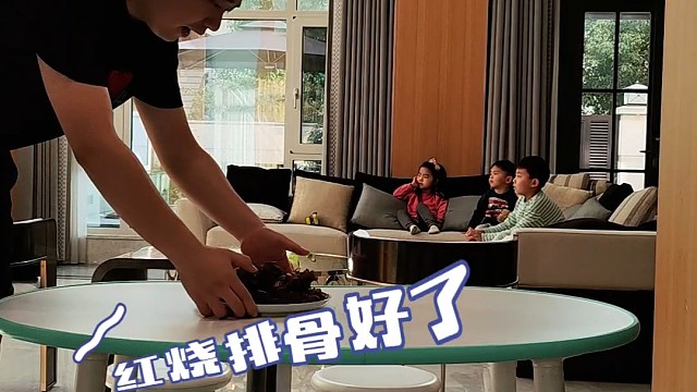 终于明白上菜为什么先上小菜了